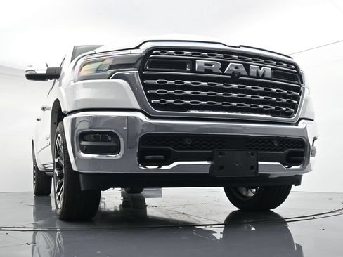 Used 2025 RAM 1500 Limited AWD/4WD image 18