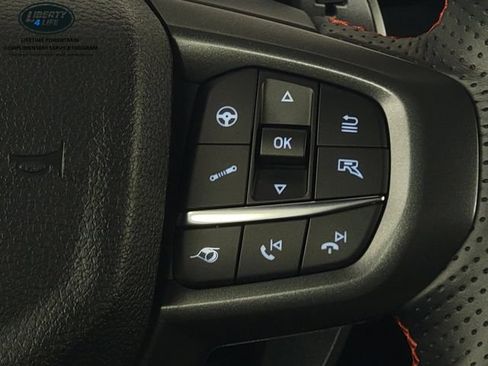 Used 2025 Ford Ranger Raptor AWD/4WD image 32