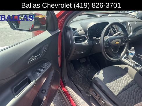 Used 2018 Chevrolet Equinox LT FWD image 5