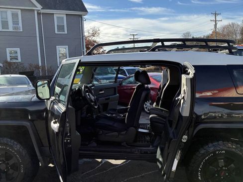 Used 2007 Toyota FJ Cruiser 4WD image 13