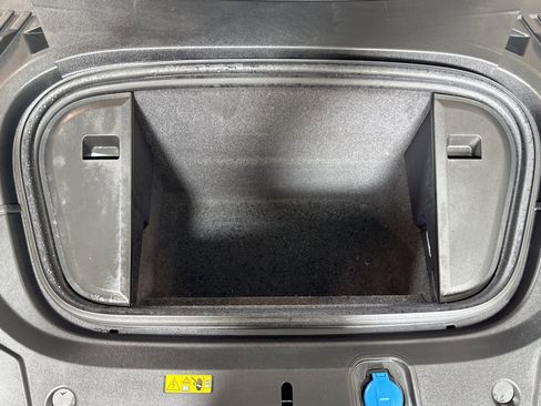 Used 2023 Audi e-tron GT Premium Plus image 28