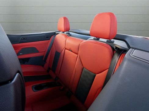 Used 2023 BMW M4 xDrive Competition image 40