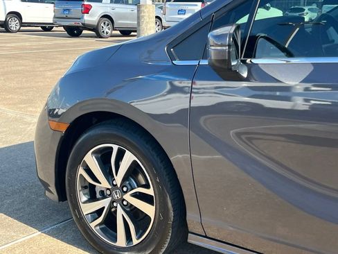 Used 2024 Honda Odyssey Touring image 14