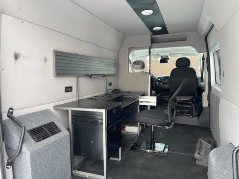 Used 2021 RAM ProMaster 1500 image 21