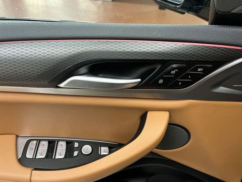 Certified 2024 BMW X4 M40i w/ Premium Package image 13