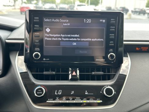 Used 2022 Toyota Corolla LE FWD image 24