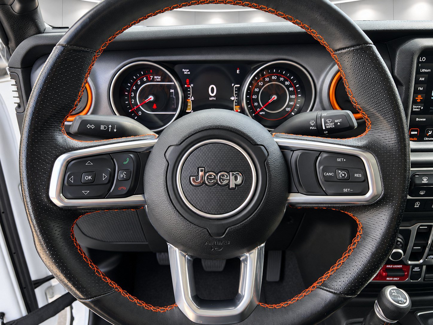 Used 2022 Jeep Gladiator Mojave AWD/4WD image 12