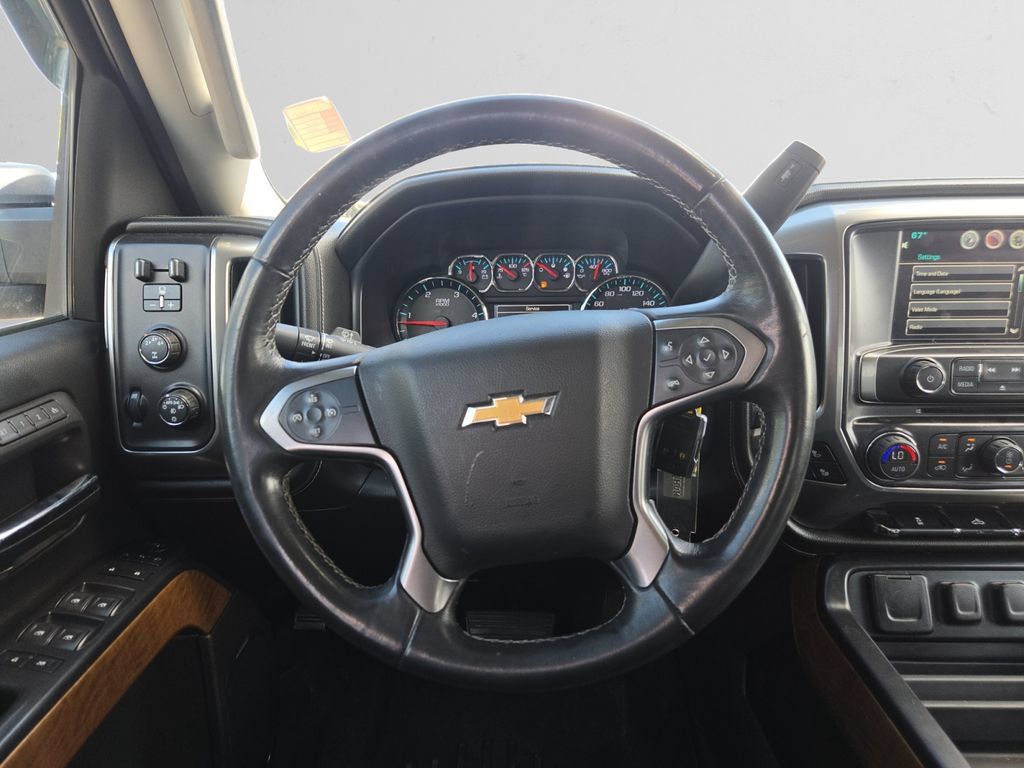 Used 2015 Chevrolet Silverado 2500 LTZ AWD/4WD image 13