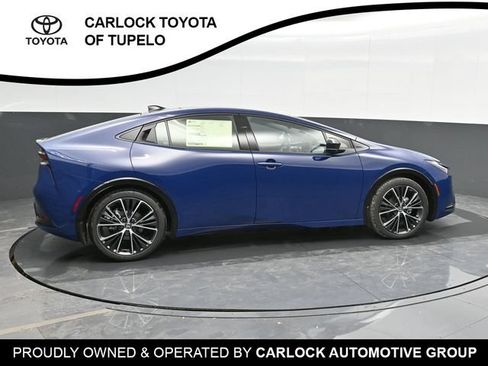Used 2024 Toyota Prius Limited w/ Limited Premium Package FWD image 4