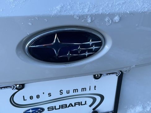 Certified 2024 Subaru Crosstrek 2.0i Premium image 4