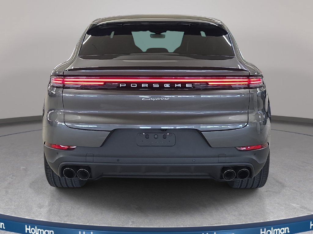 Used 2024 Porsche Cayenne Coupe AWD/4WD image 8