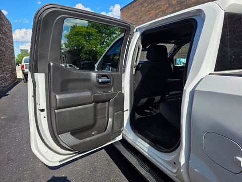 Used 2022 Chevrolet Silverado 1500 Custom AWD/4WD image 19