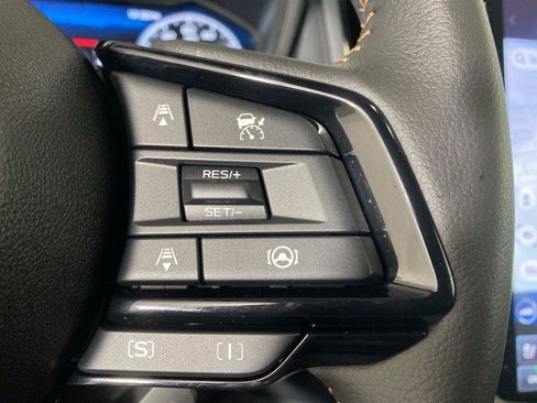 Used 2025 Subaru Forester Touring AWD/4WD image 22