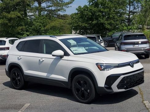 New 2025 Volkswagen Taos SEL image 3