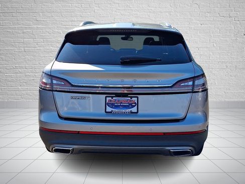 Used 2023 Lincoln Nautilus Reserve AWD/4WD image 5