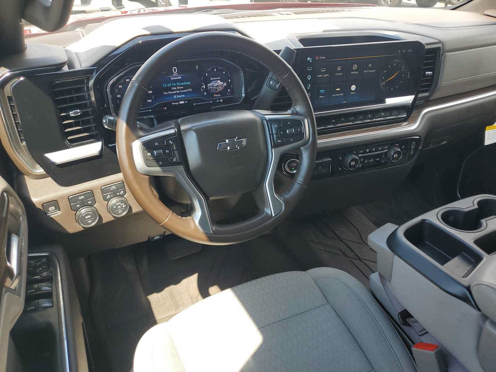 Used 2025 Chevrolet Silverado 1500 RST w/ LPO, Liner Protection Package AWD/4WD image 15