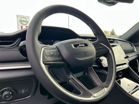 New 2026 Jeep Grand Cherokee L Limited image 38