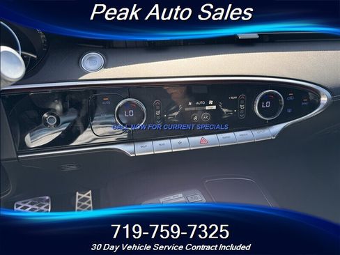 Used 2022 Genesis GV70 3.5T Sport w/ Sport Prestige Package AWD/4WD image 16