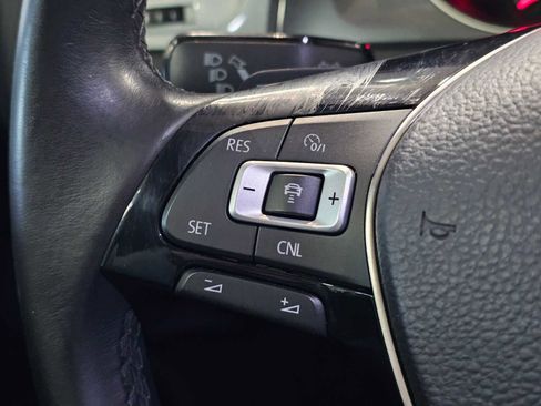 Used 2017 Volkswagen Golf Alltrack SE image 25