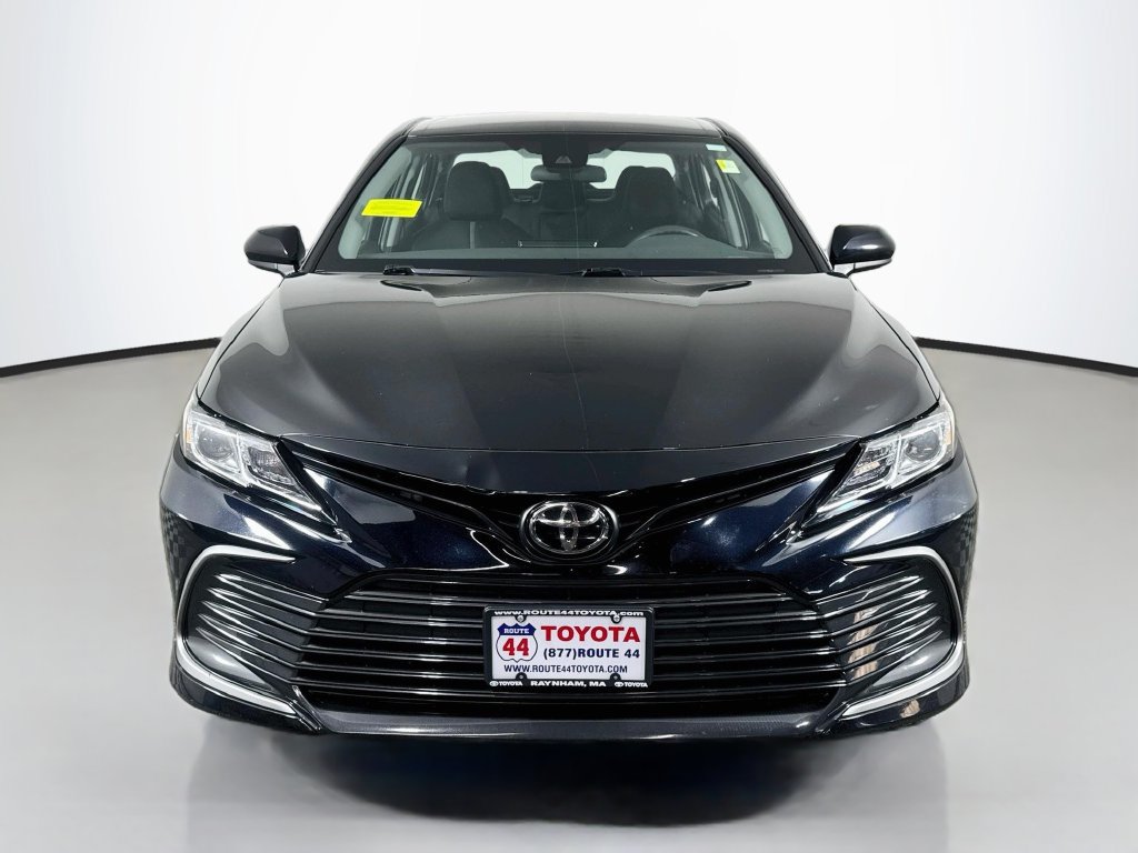 Used 2021 Toyota Camry LE w/ Carpet Mat Package (TMS) FWD image 11
