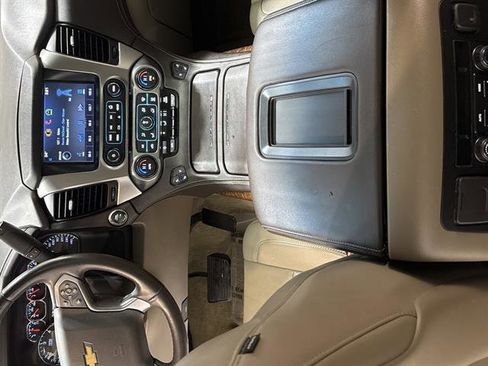 Used 2015 Chevrolet Tahoe LTZ image 25