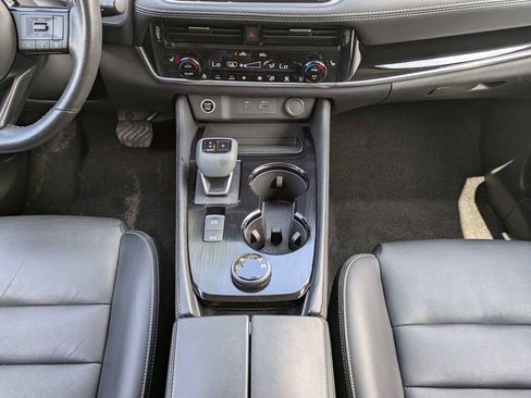 Used 2023 Nissan Rogue SL w/ SL Premium Package AWD/4WD image 19