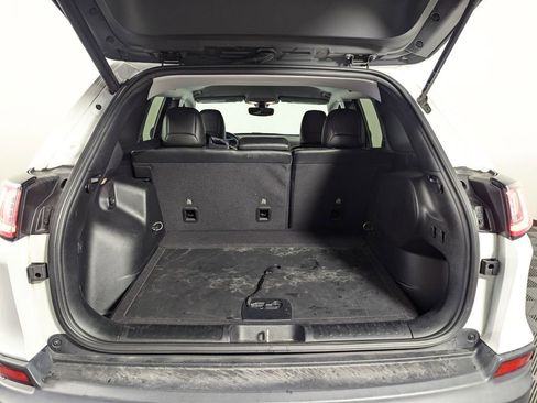 Used 2020 Jeep Cherokee Limited image 15