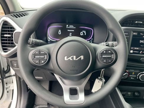 New 2025 Kia Soul LX w/ LX Technology Package image 40