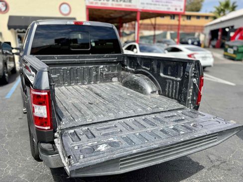 Used 2018 Ford F150 XLT w/ Equipment Group 302A Luxury RWD image 12