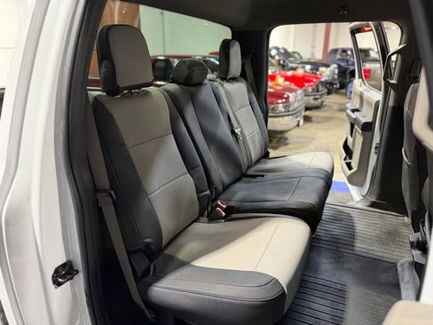 Used 2017 Ford F250 XLT w/ XLT Value Package AWD/4WD image 24