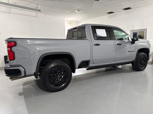 Used 2024 Chevrolet Silverado 2500 LTZ w/ LTZ Plus Package AWD/4WD image 13