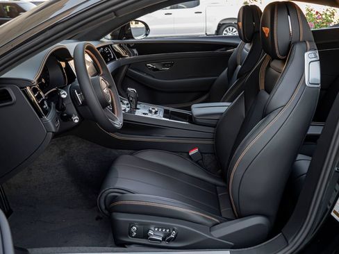Used 2026 Bentley Continental GT AWD/4WD image 2