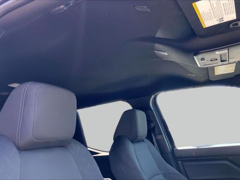 Certified 2025 Toyota Tacoma SR5 RWD image 12