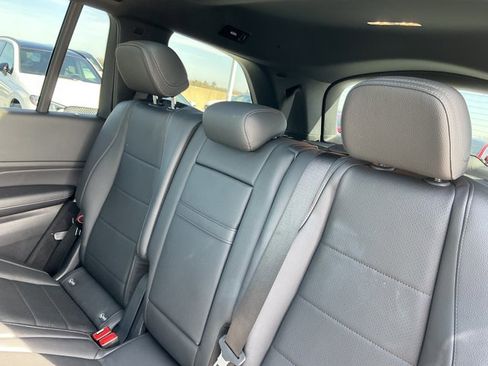 Certified 2022 Mercedes-Benz GLS 450 4MATIC image 15