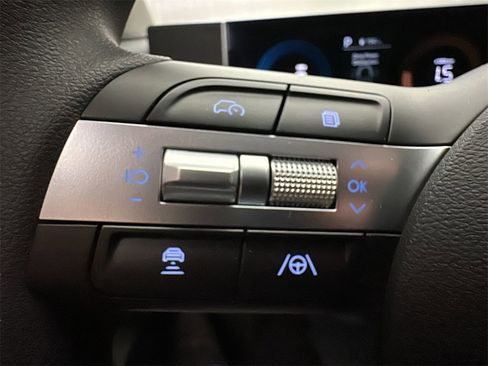 New 2026 Hyundai Tucson Blue SE image 16