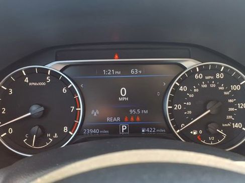 Used 2025 Nissan Altima 2.5 SV image 28