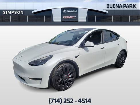 Used 2022 Tesla Model Y Performance AWD/4WD image 4
