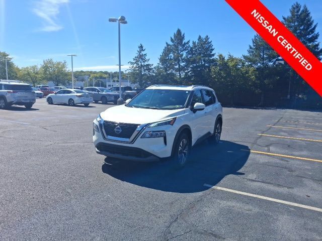 Certified 2023 Nissan Rogue SV w/ SV Premium B Package AWD/4WD image 5