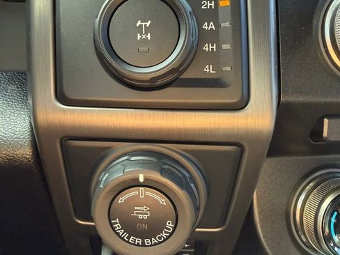 Used 2017 Ford F150 Raptor w/ Equipment Group 802A Luxury AWD/4WD image 28