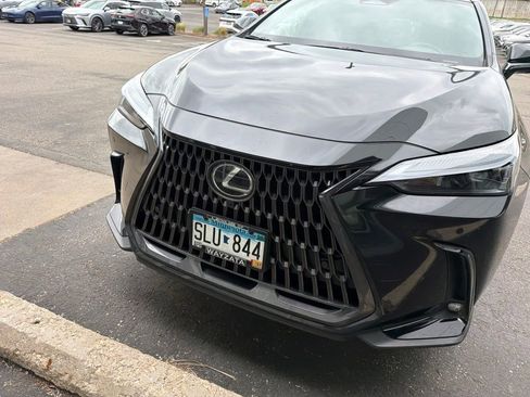 Used 2025 Lexus NX 350 AWD w/ Accessory Package (2T) image 4