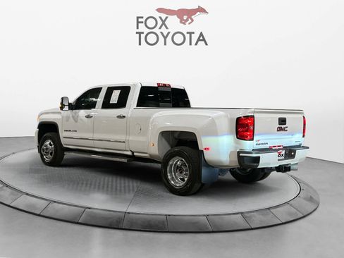Used 2019 GMC Sierra 3500 Denali w/ Duramax Plus Package AWD/4WD image 4