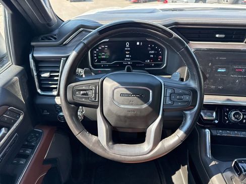 Used 2023 GMC Sierra 1500 Denali Ultimate image 16
