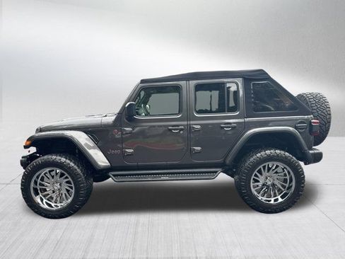 Used 2021 Jeep Wrangler Unlimited Rubicon AWD/4WD image 9
