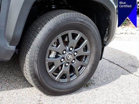 Used 2025 Toyota 4Runner SR5 RWD image 8