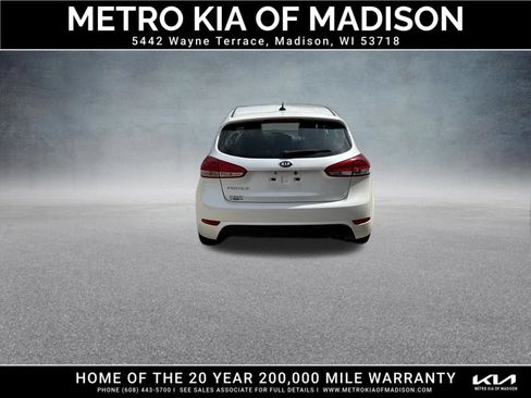 Used 2019 Kia Forte LXS FWD image 5