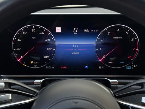 Used 2022 Mercedes-Benz S 500 4MATIC w/ AMG Line Package image 22