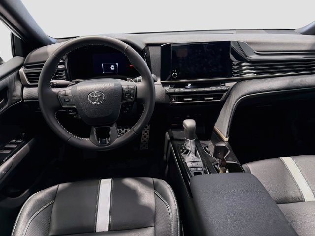 Certified 2026 Toyota Camry SE FWD image 18