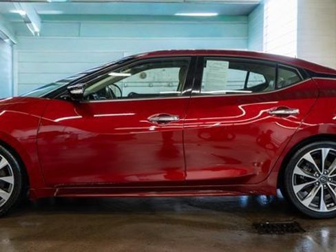 Used 2023 Nissan Maxima Platinum w/ Sport Mat Group image 9