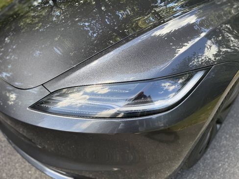 Used 2024 Tesla Model 3 Long Range AWD/4WD image 38