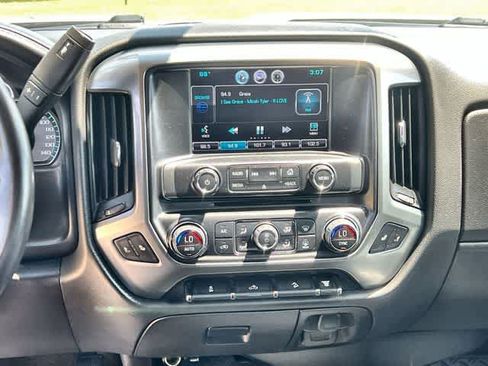 Used 2015 Chevrolet Silverado 2500 LT w/ LT Convenience Package AWD/4WD image 18